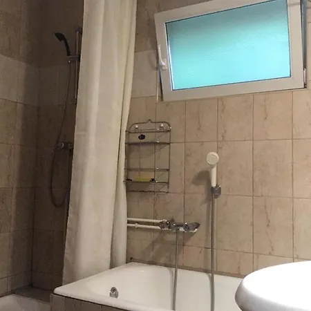 Kilato Uti Vendeghaz * Matrafured